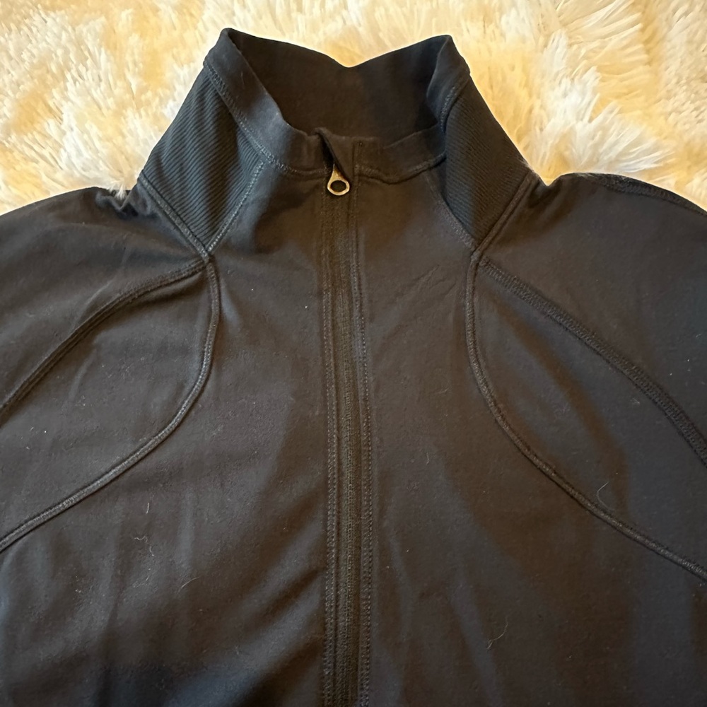 Lululemon Pullerover Jacket - Picture 3 of 8